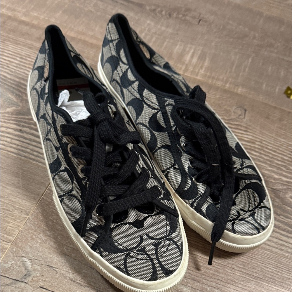 NWT Coach Black and Gray Kayln Women's Sneakers